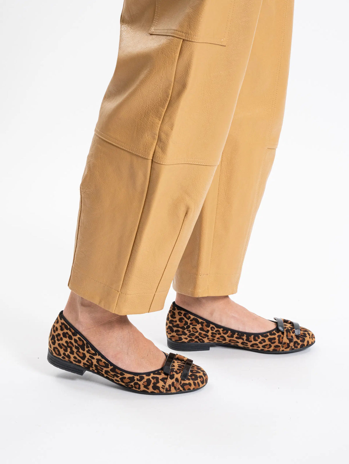 Ara - 31330 Leopard Pump