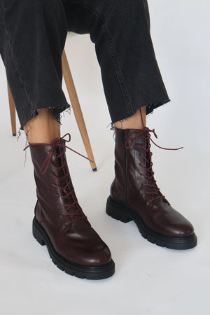 Wonders - A-4313 Burgundy Doc Laced Boot