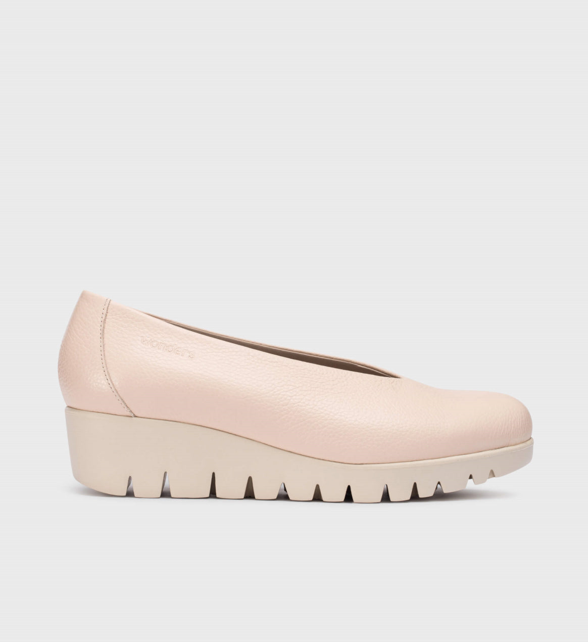 Wonders - C-33100 Nude Wedge “Fly” Shoe