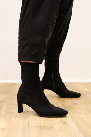 Wonders - M-6302 Black Sock Boot