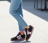 Back 70 - [Rocket] Black & Hot Pink Trainer