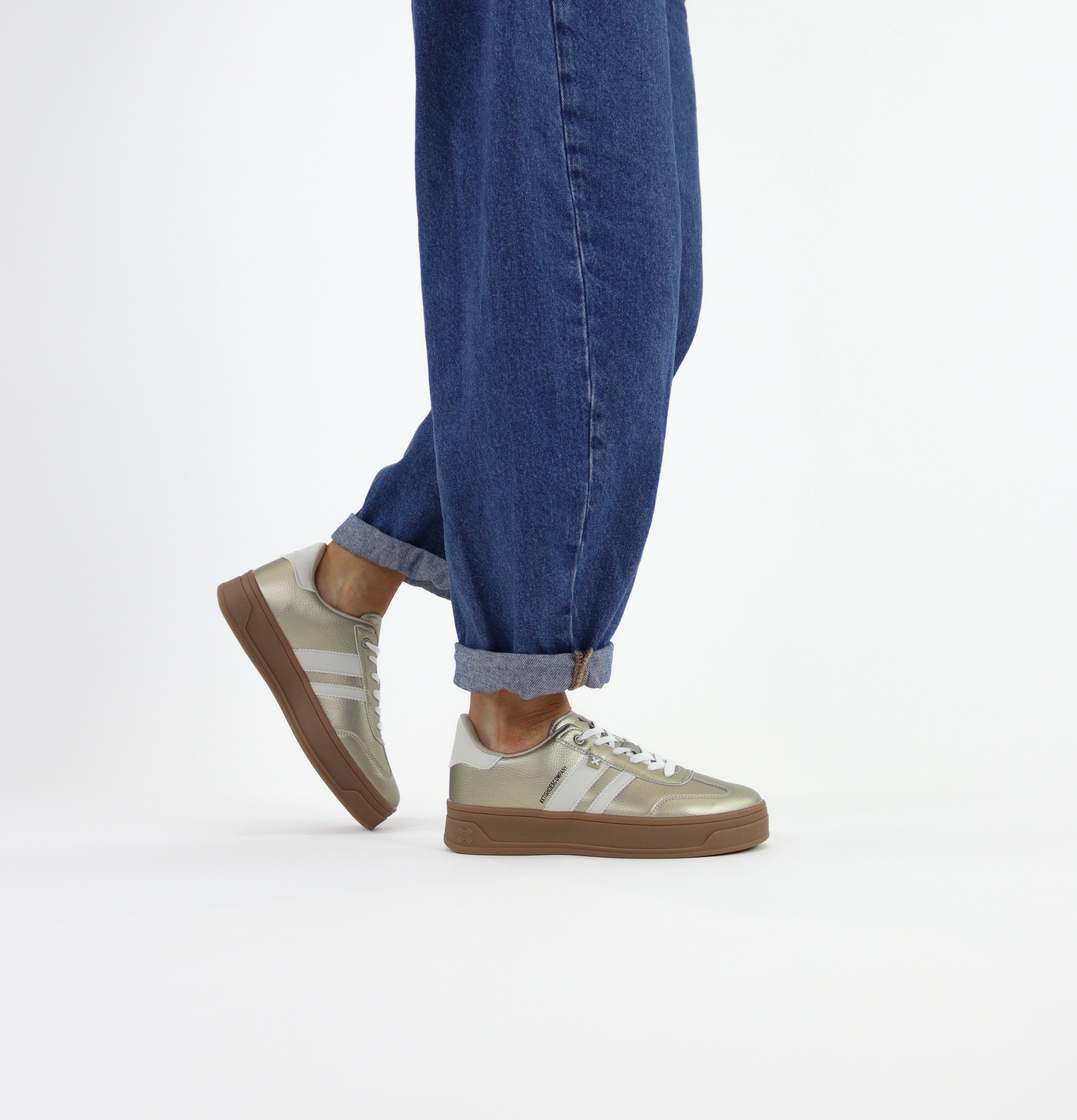 XTI - 143645 Gold Platform Trainer