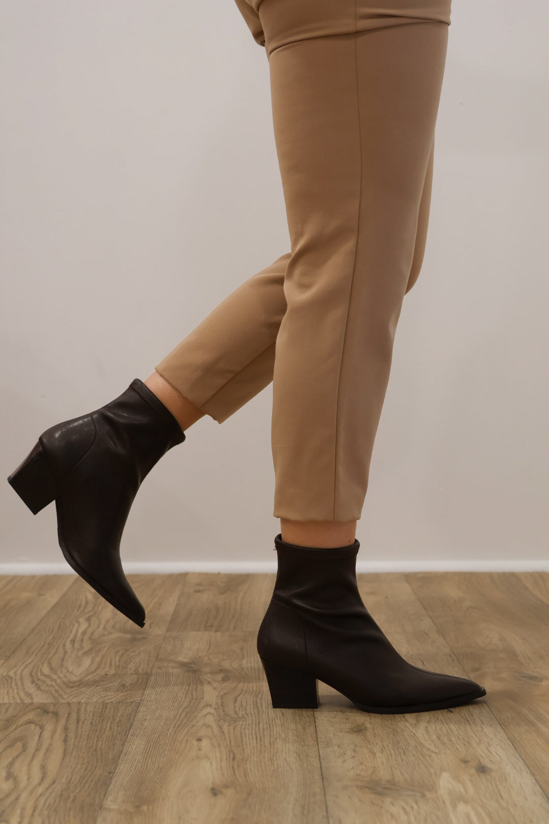Miss Elastic - 78151 Chocolate Brown Ankle Boot