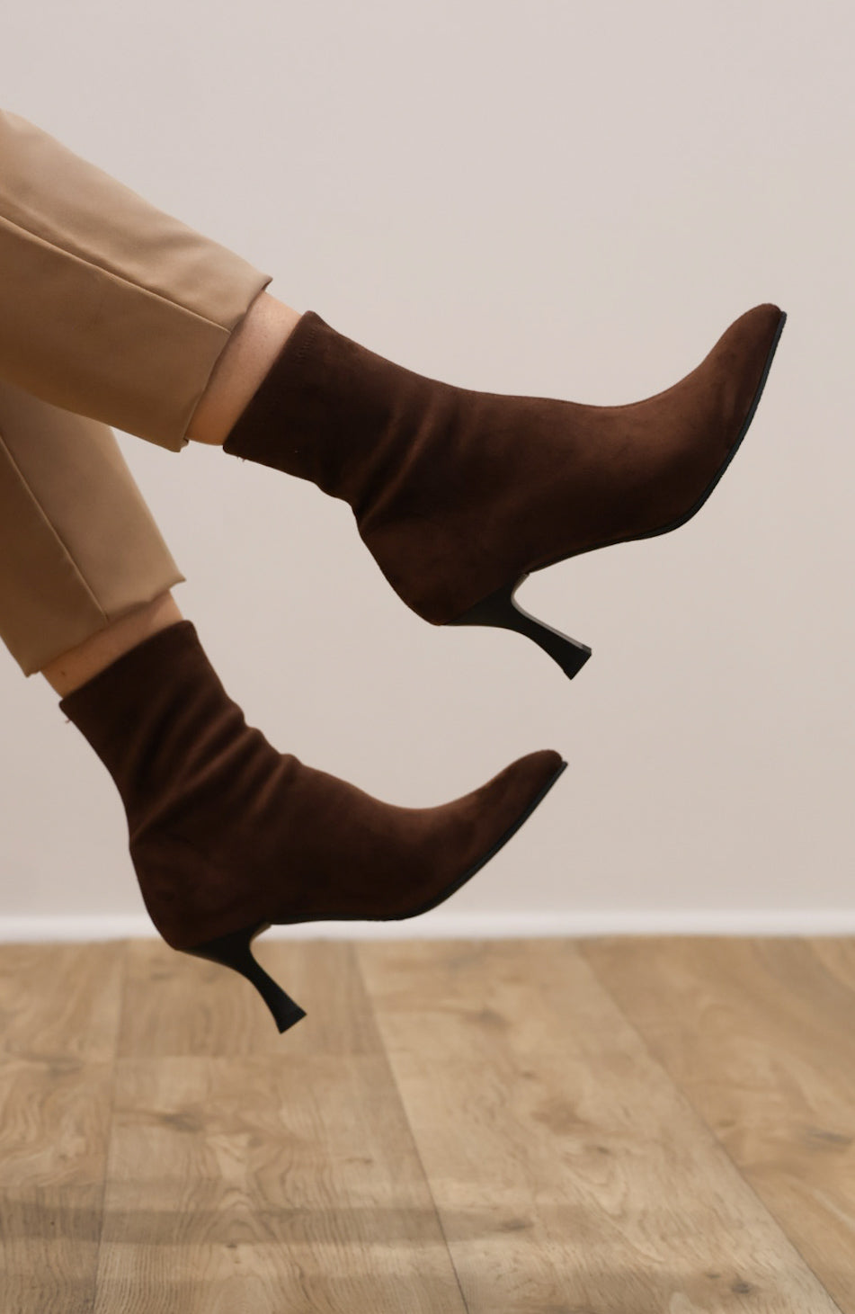 Miss Elastic - 78042 Brown Suede Ankle Sock Boot