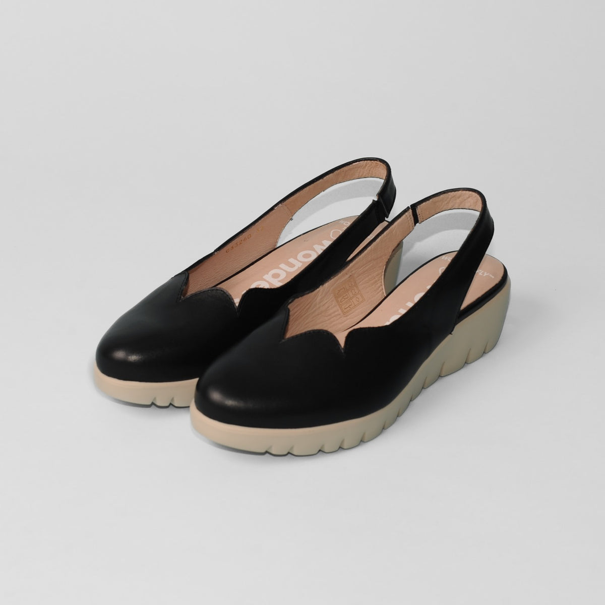 Wonders - C-33260 Black “Fly” Wedge Slingback