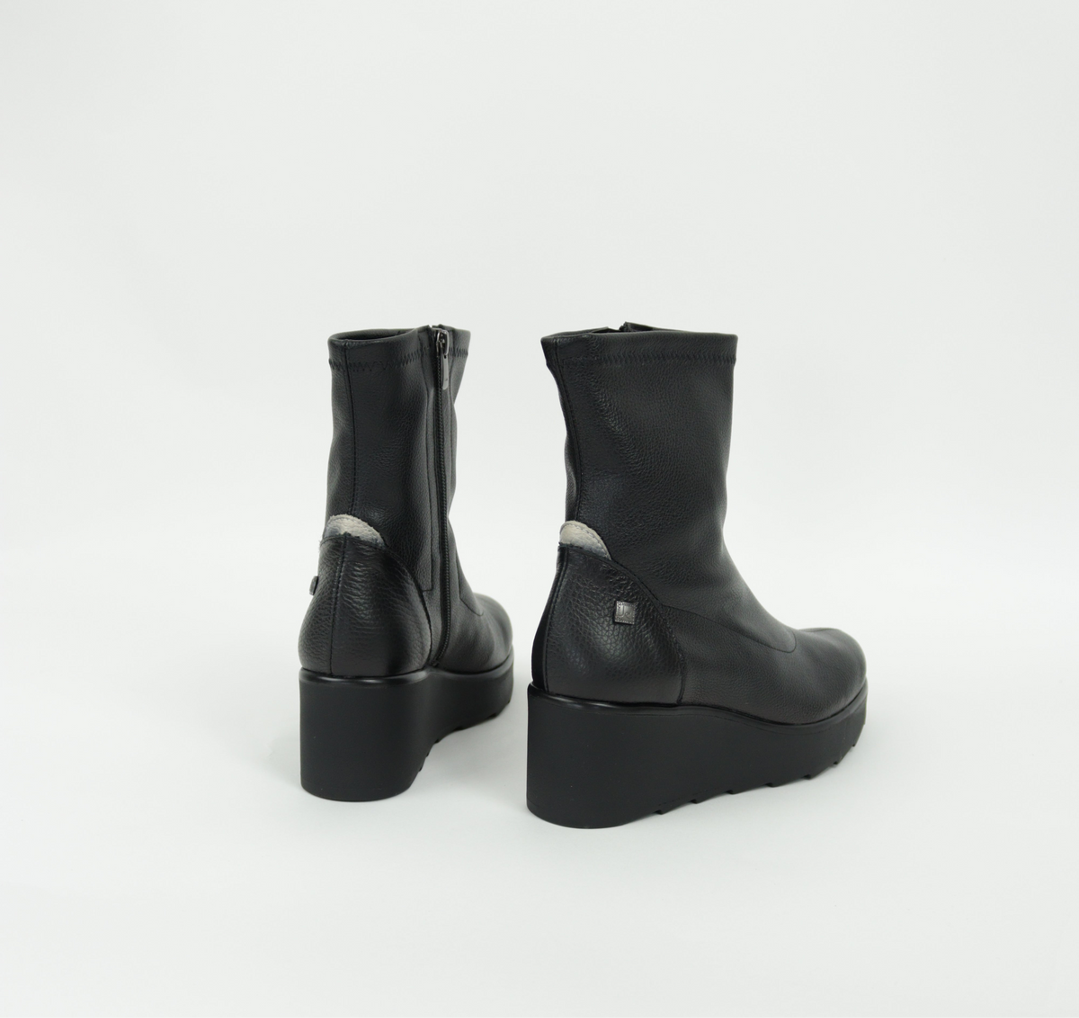 Jose Saenz - 6427 Black Wedge Sock Boot