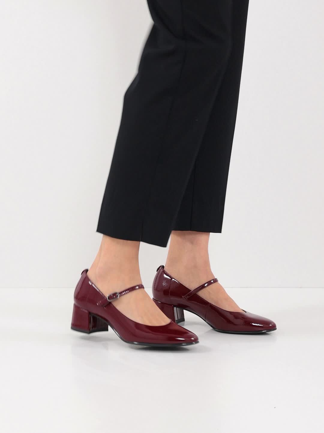 Tamaris - 22312 Burgundy Mary Jane