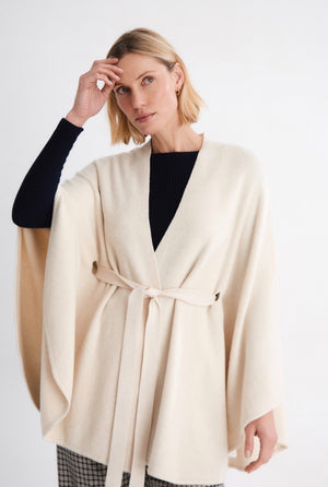 Mus & Bombon - Cream Cape