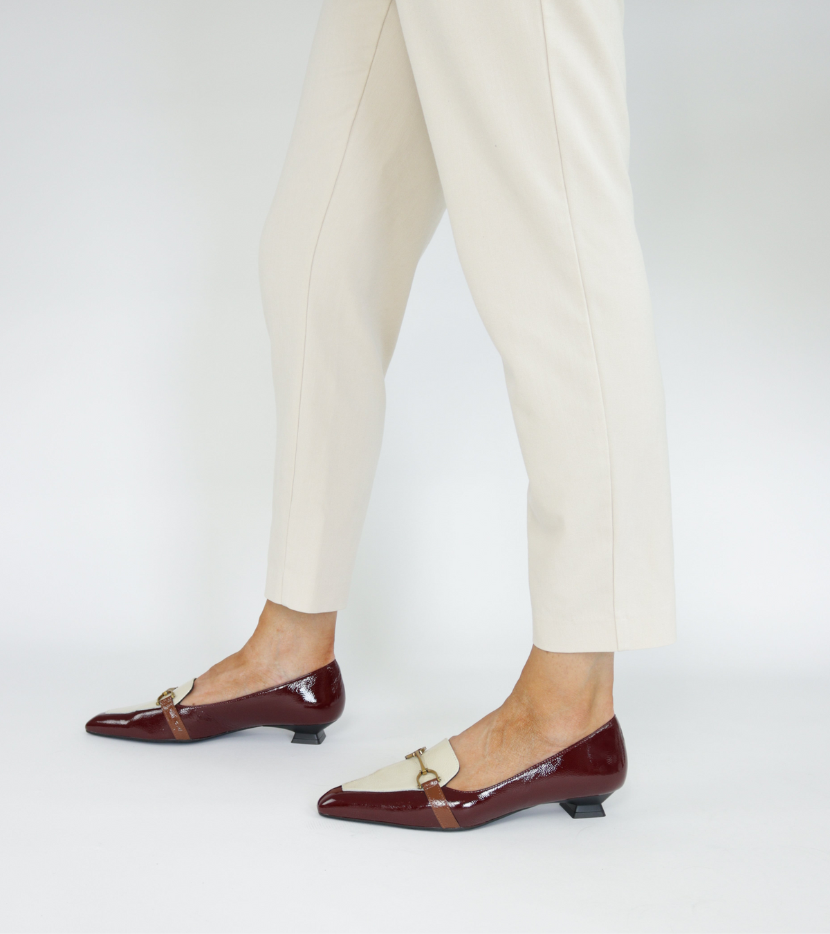Lodi - BED5530 Burgundy and Cream Loafer
