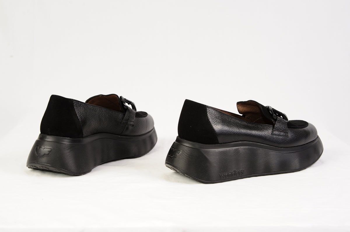 Wonders - A-3604 Black Wedge Loafer