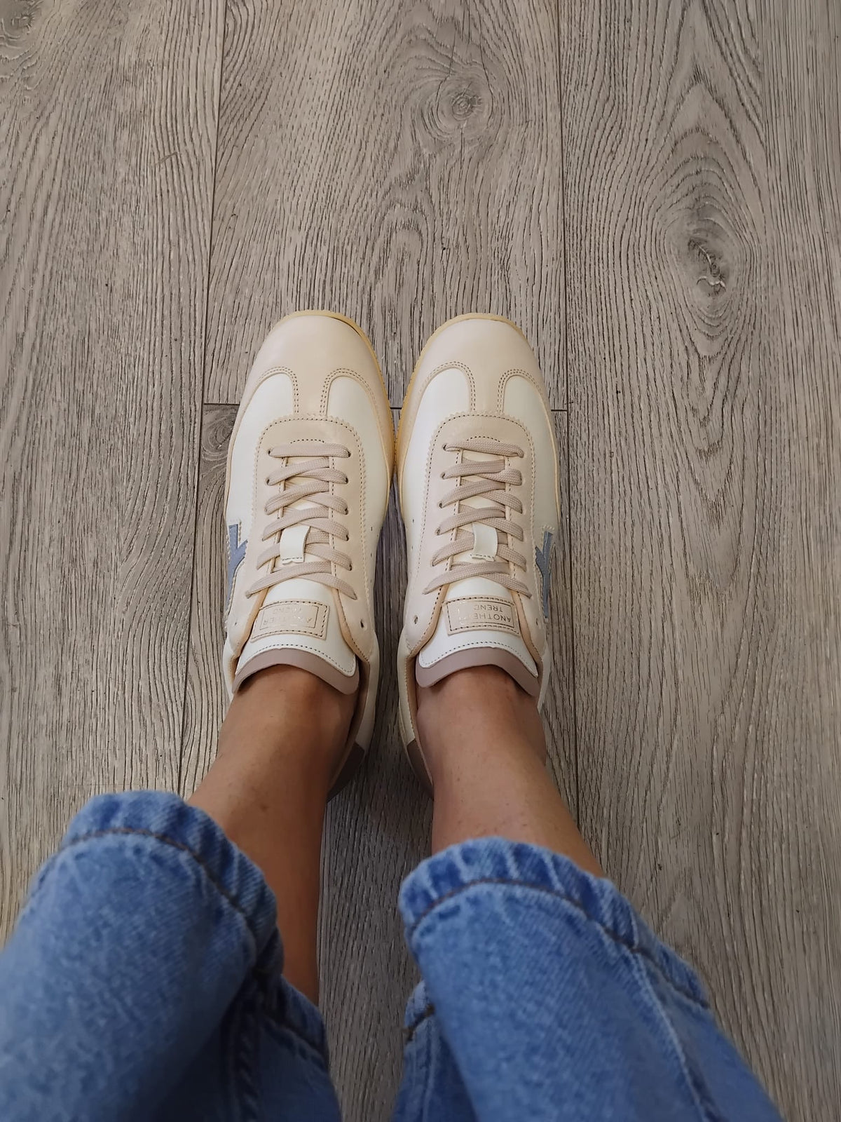 Another Trend - A078 Ivory/Sky Trainer
