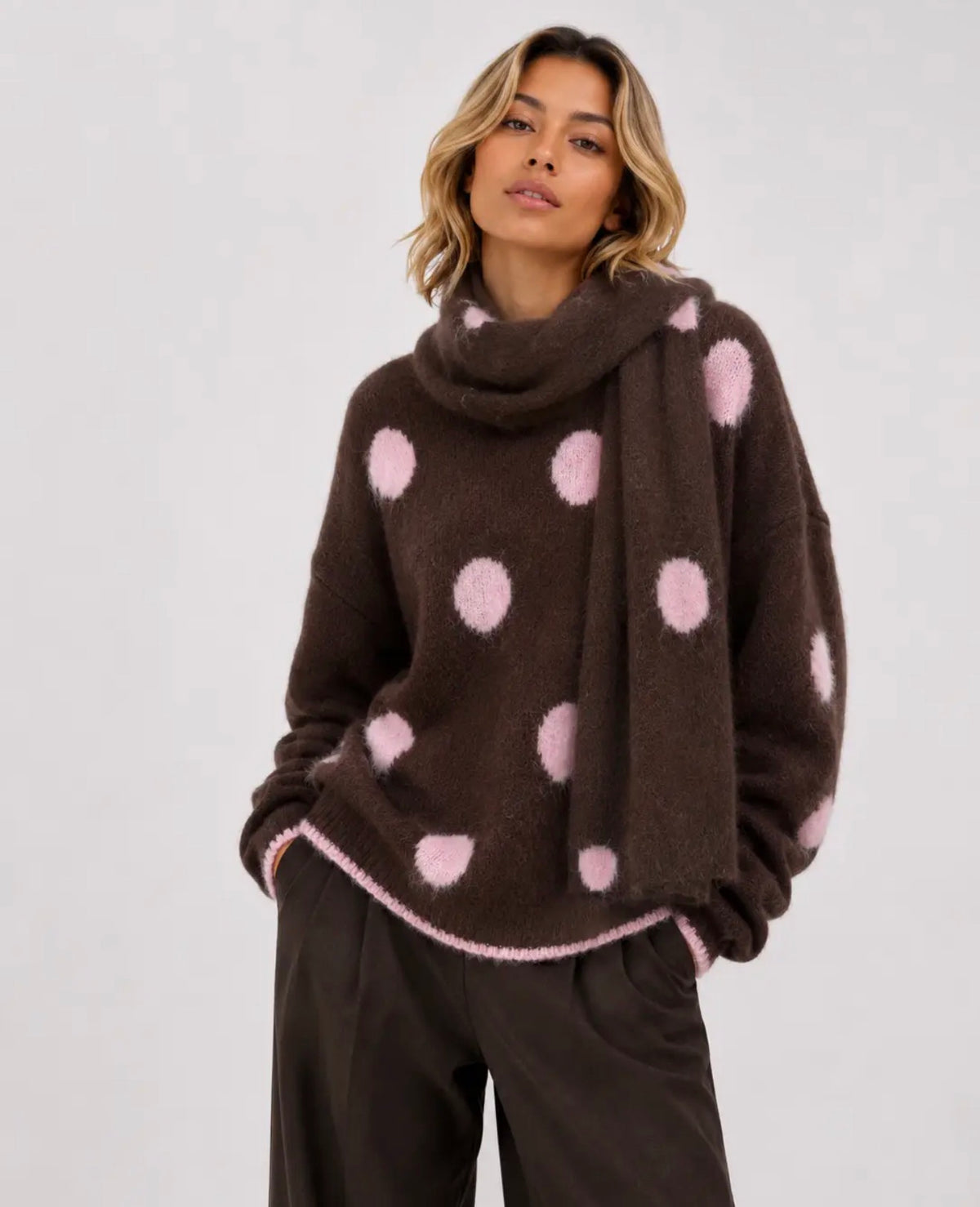 Anna - Brown Polkadot Knit Jumper