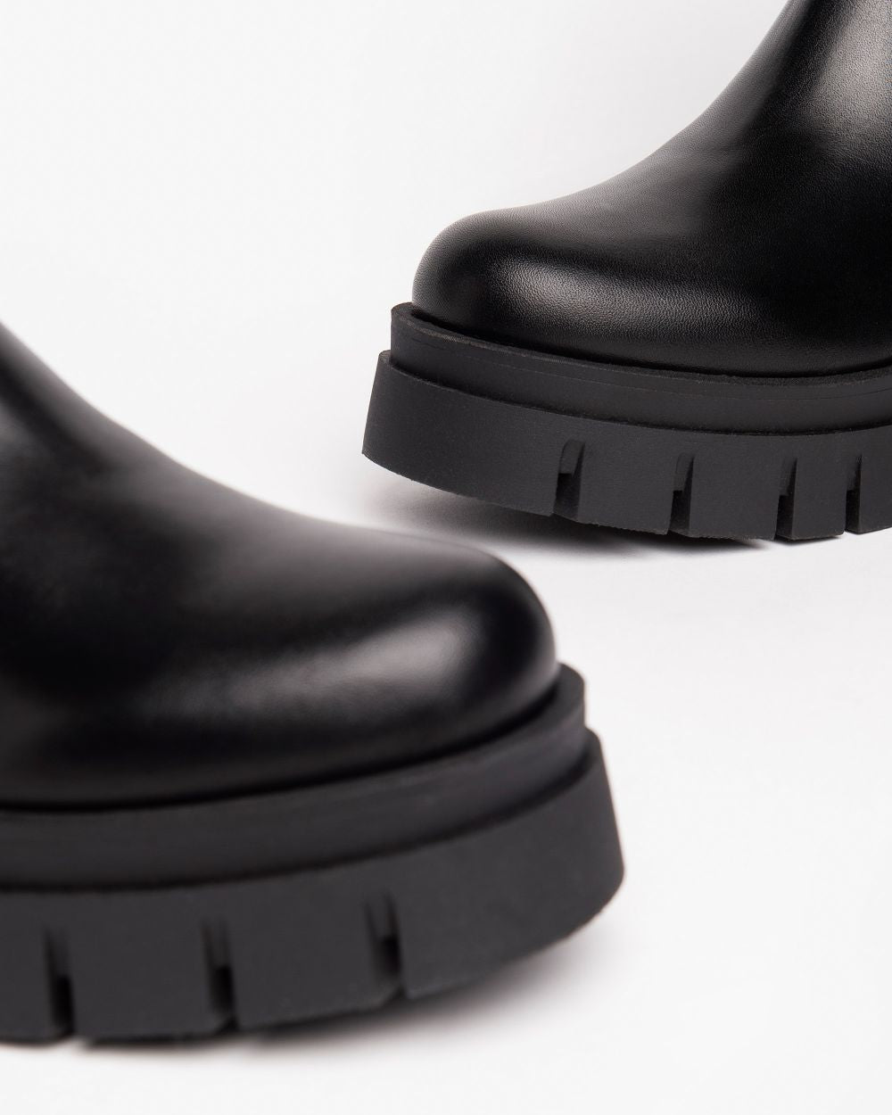 NeroGiardini - I309090D Black Platform Chelsea Boot