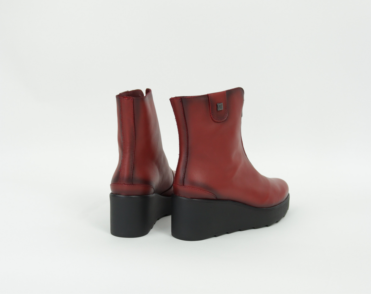 Jose Saenz - 6426 Red Zip Wedge Boot