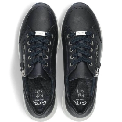 Ara - Osaka Navy Zip Trainer