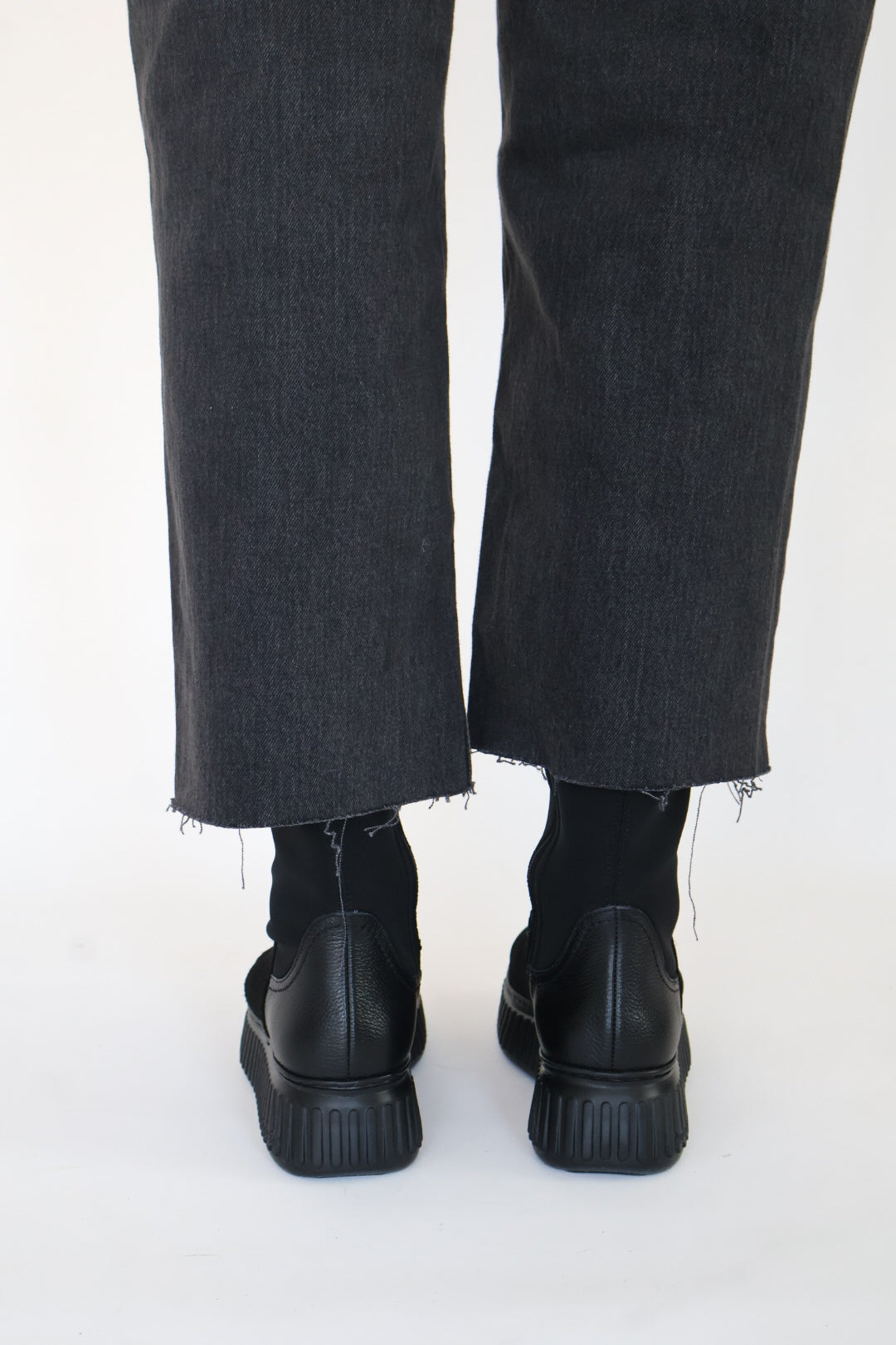 Wonders - A-5207 Black Flatform Ankle Boot