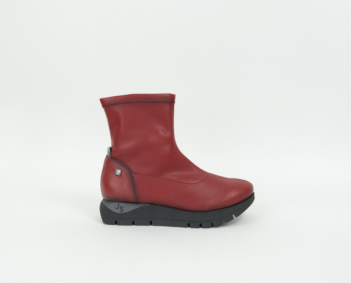 Jose Saenz - 2294 Red Sock Boot