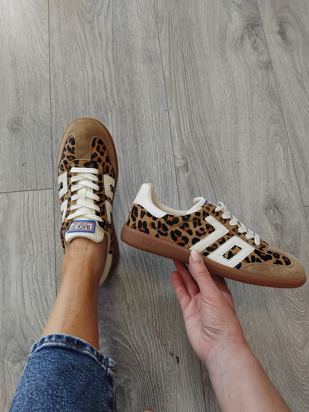 Back 70 - Cloud P 23 Leopard Trainer