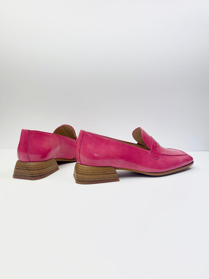 Wonders - C-7122 Pink Patent Loafer