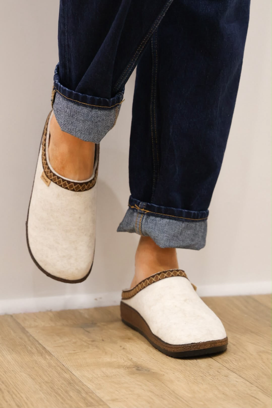 Rohde - 6425 Winter White Slipper