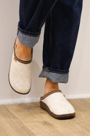 Rohde - 6425 Winter White Slipper