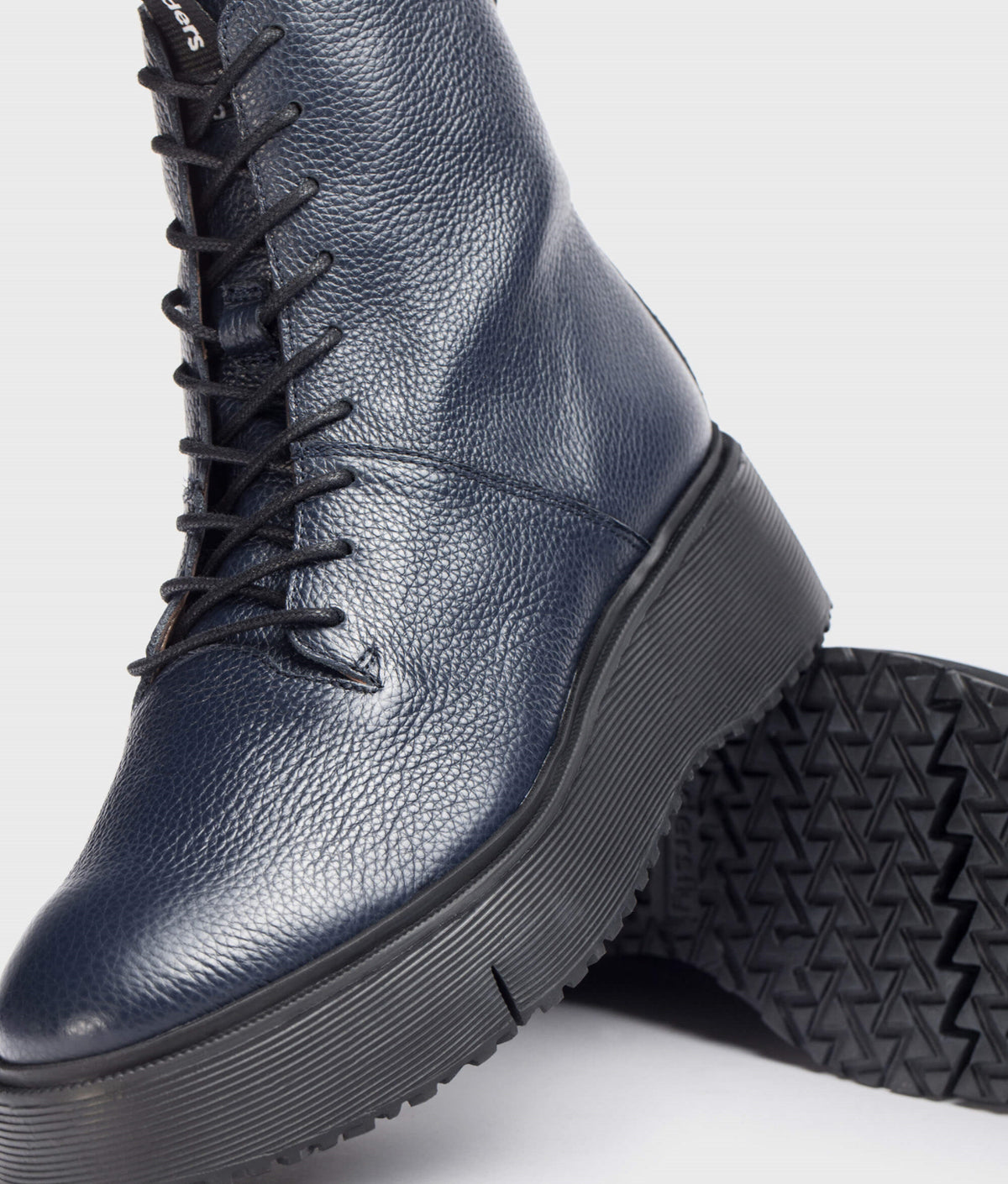 Wonders - A-9350 Navy Doc Boot