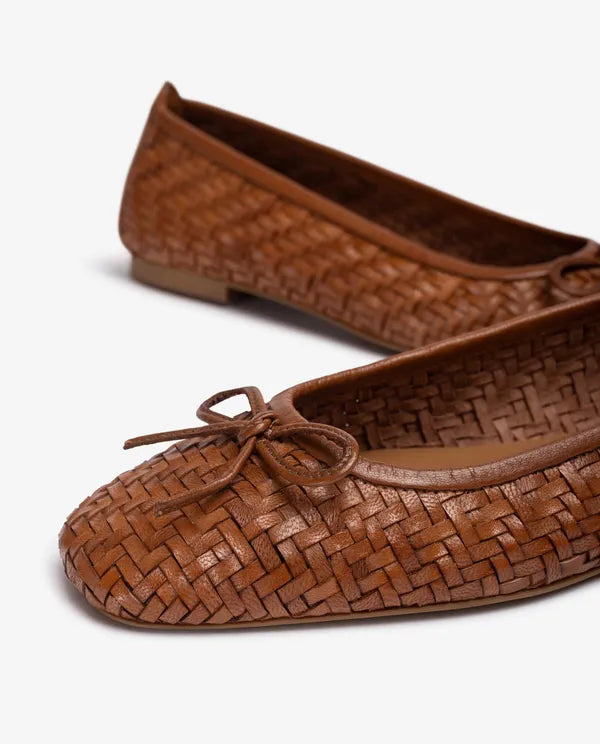 Unisa - Bienza Tan Pump