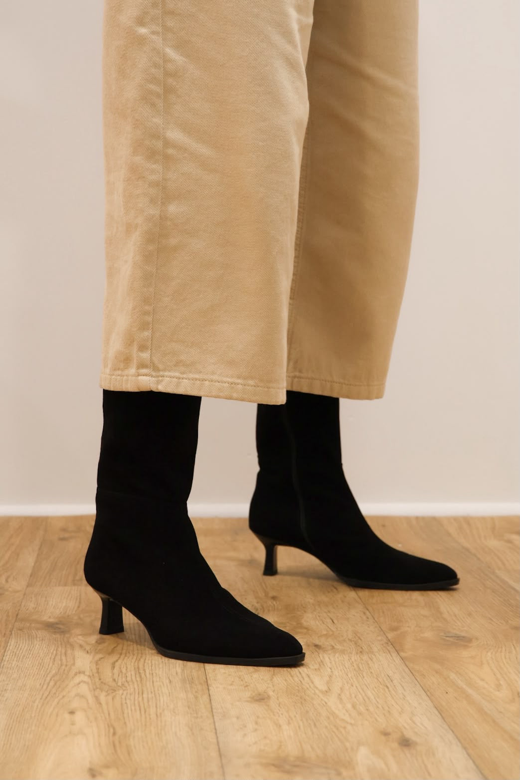 Unisa - Leeds Black Kitten Heel Knee High