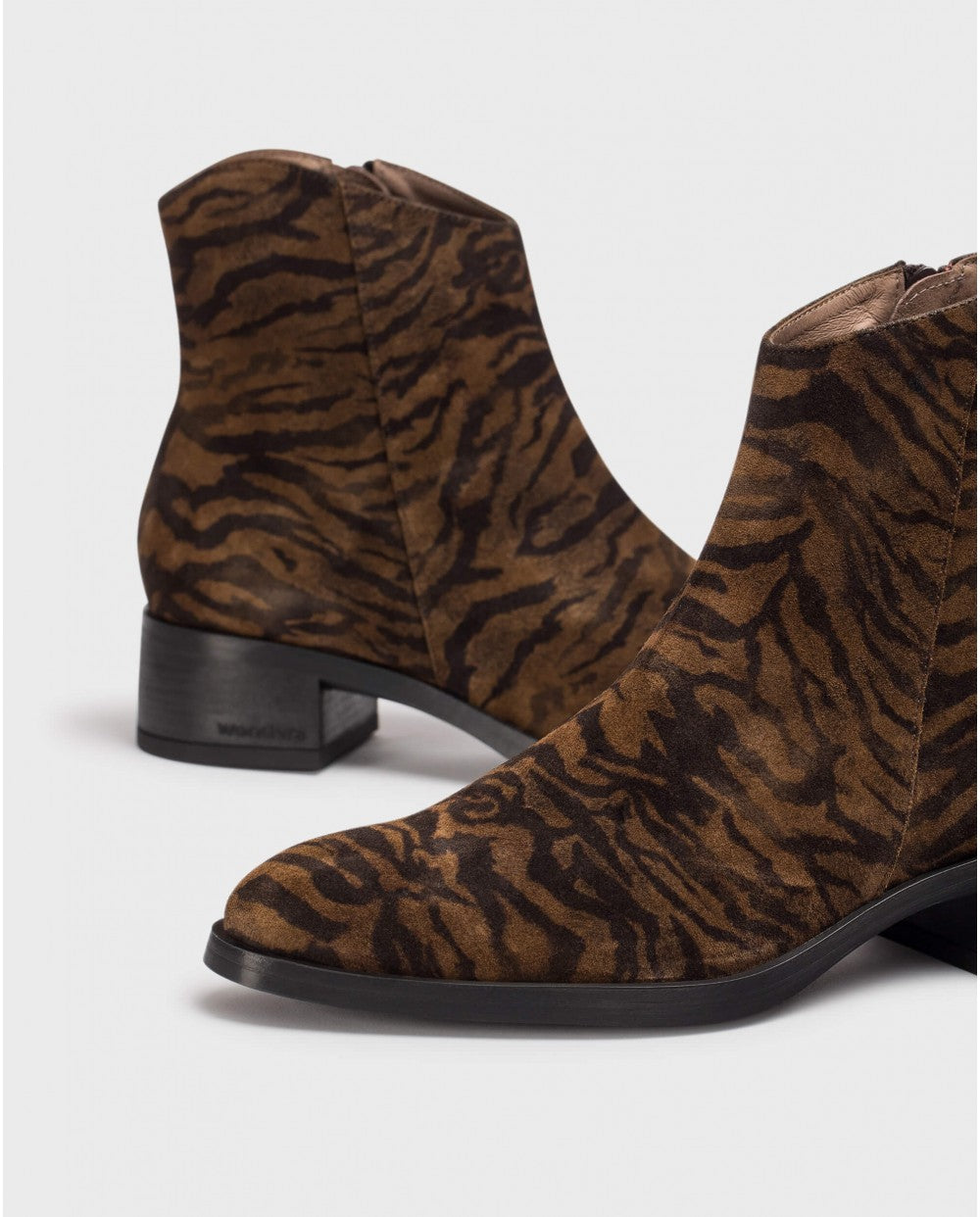 Wonders - D-1801 Leopard Ankle Boot