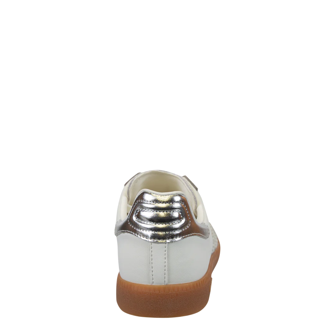 Back 70 - Cloud White and Silver Trainer