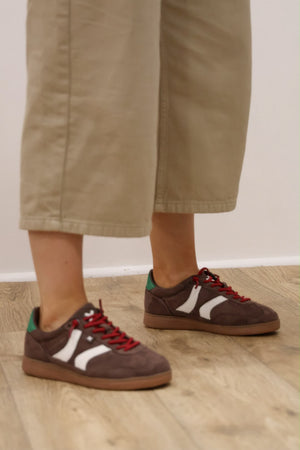 XTI - 144170 Brown Elastic Trainer