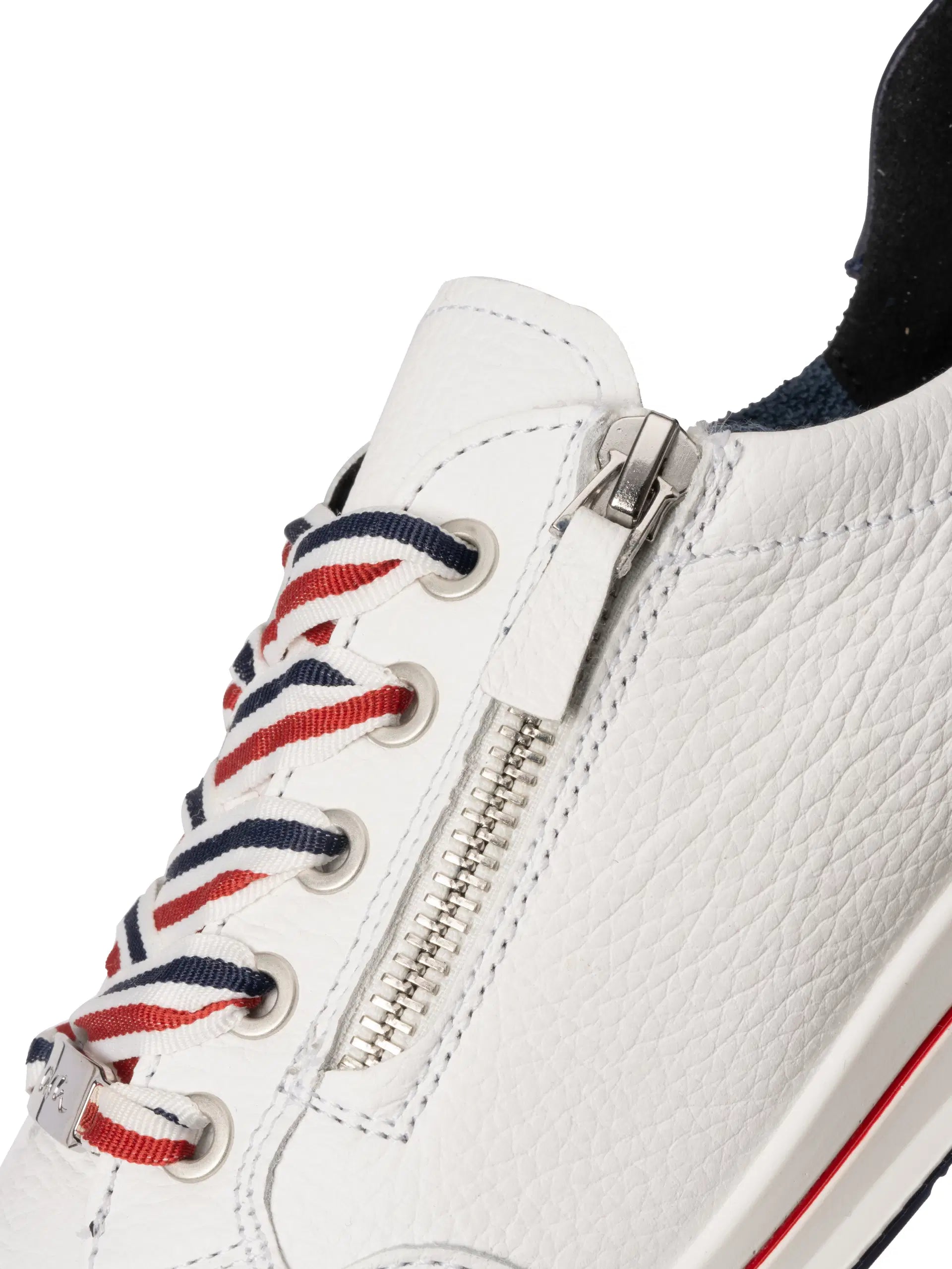 Ara -24801 White and Nautical Trainer
