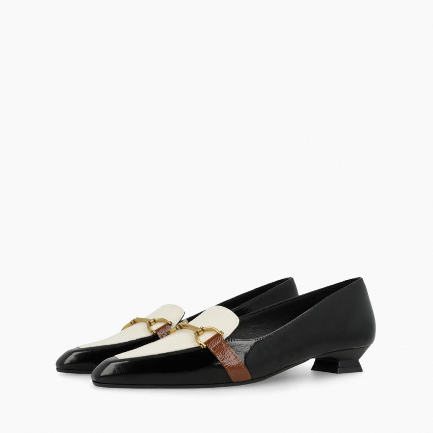 Lodi - BED5530 Black and Cream Loafer