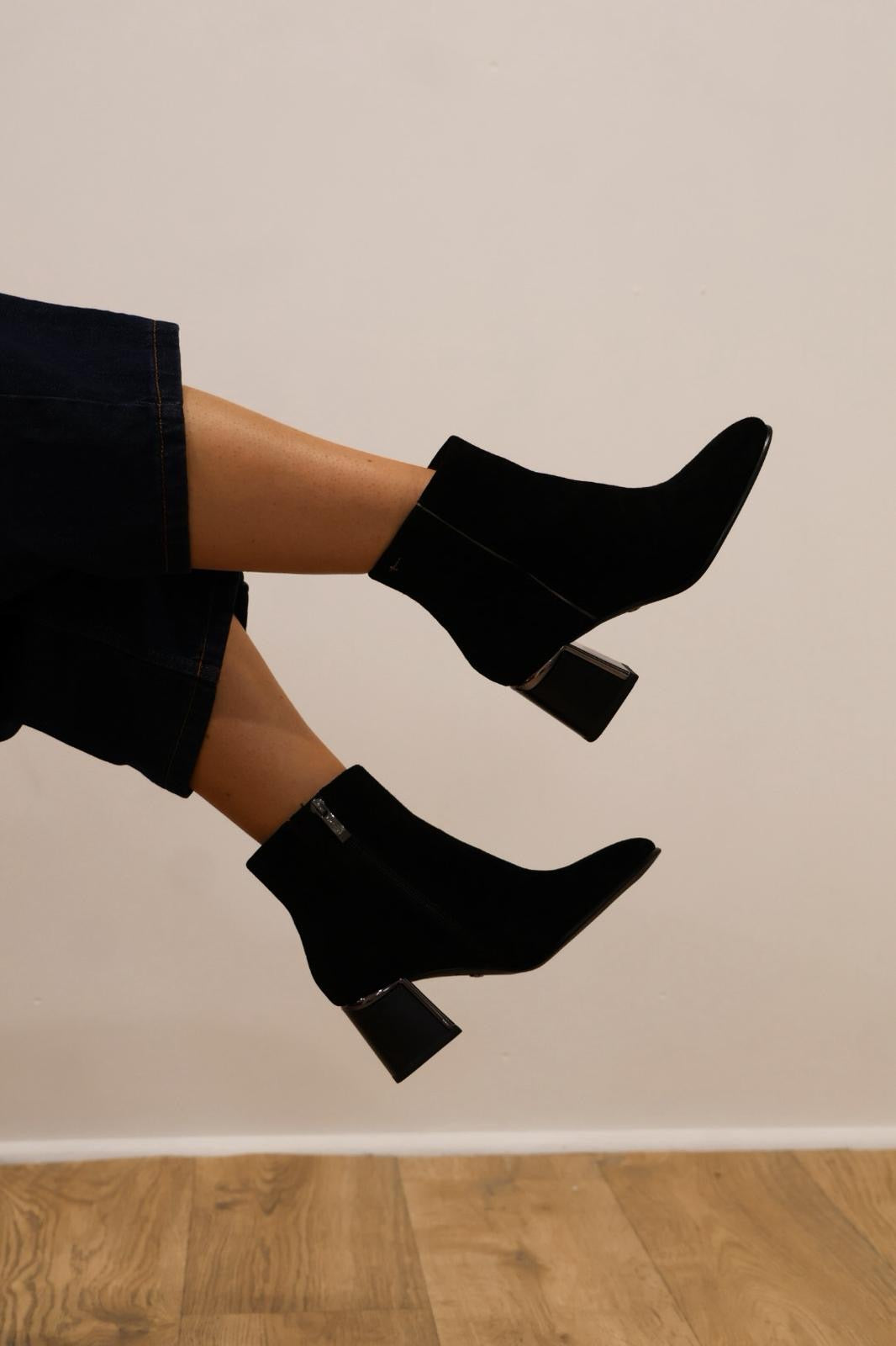 Tamaris - 25396 Black Suede Ankle Boot
