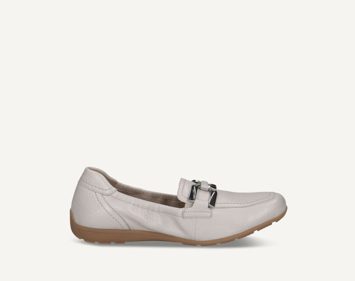 Caprice - 24600 Cream Loafer