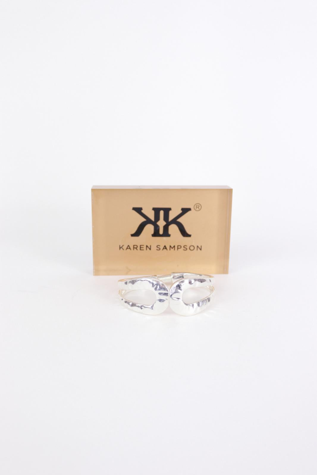 Karen Sampson - J12131 Silver Clasp Bracelet