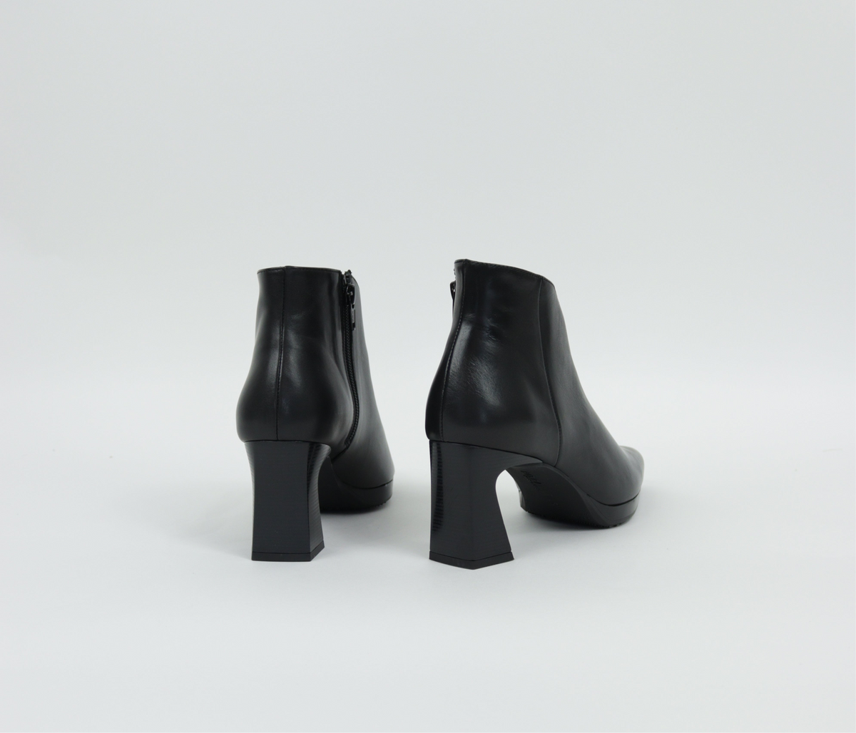 Hispanitas - HI254270 Black V Ankle Boot