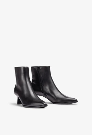 Unisa - Lomas Black Kitten Heel Ankle Boot
