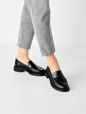 Tamaris - 24300 Black Leather Loafer