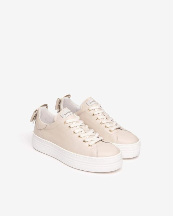 NeroGiardini - E506520D Beige Bow Trainer