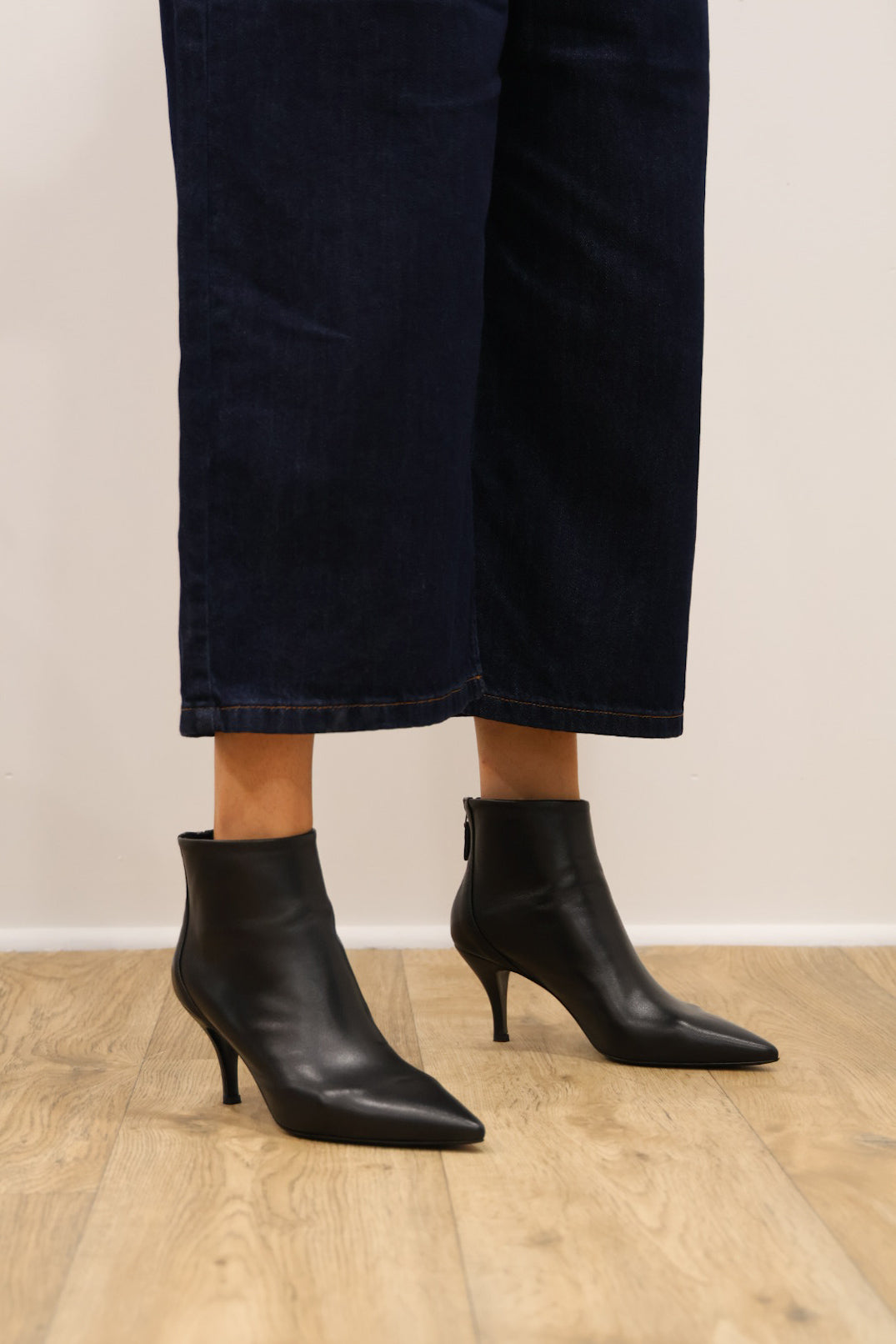 Rachels - TAT17 Black Back Zip Ankle Boot