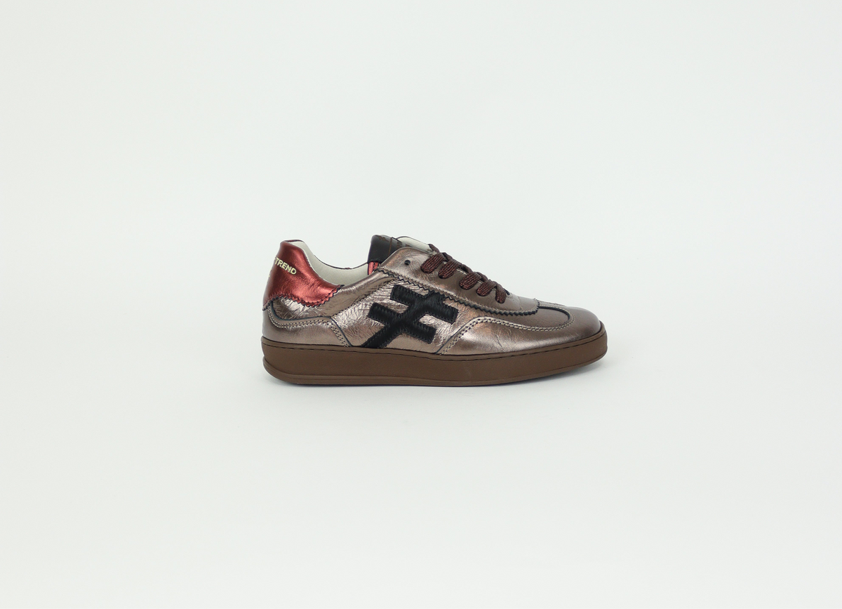 Another Trend - A032 [Smoke] Bronze & Red Trainer