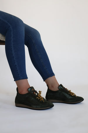 Meline - 721 DM Khaki Trainer