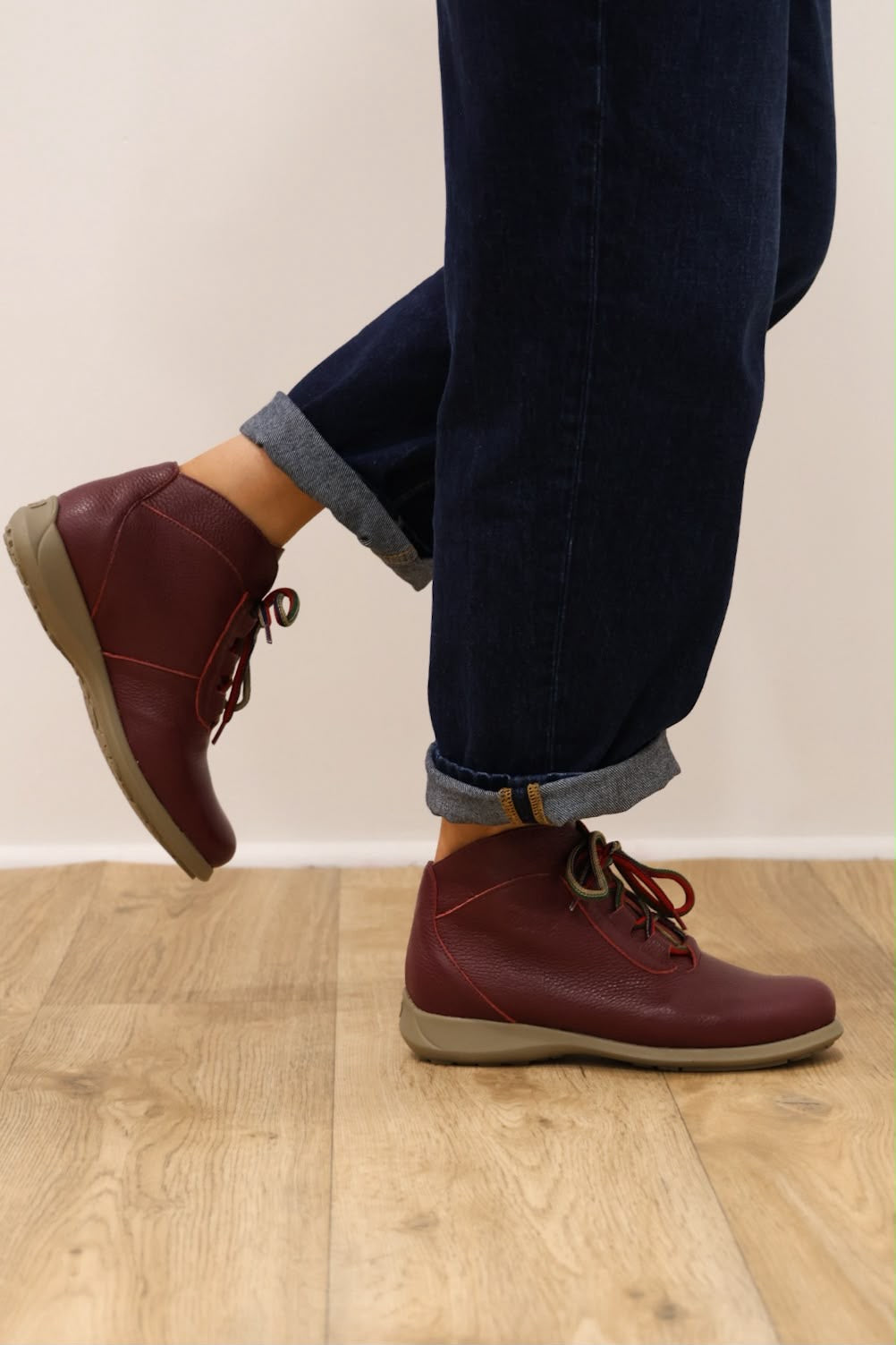 Jose Saenz - 2082 Rural Burgundy Ankle Boot