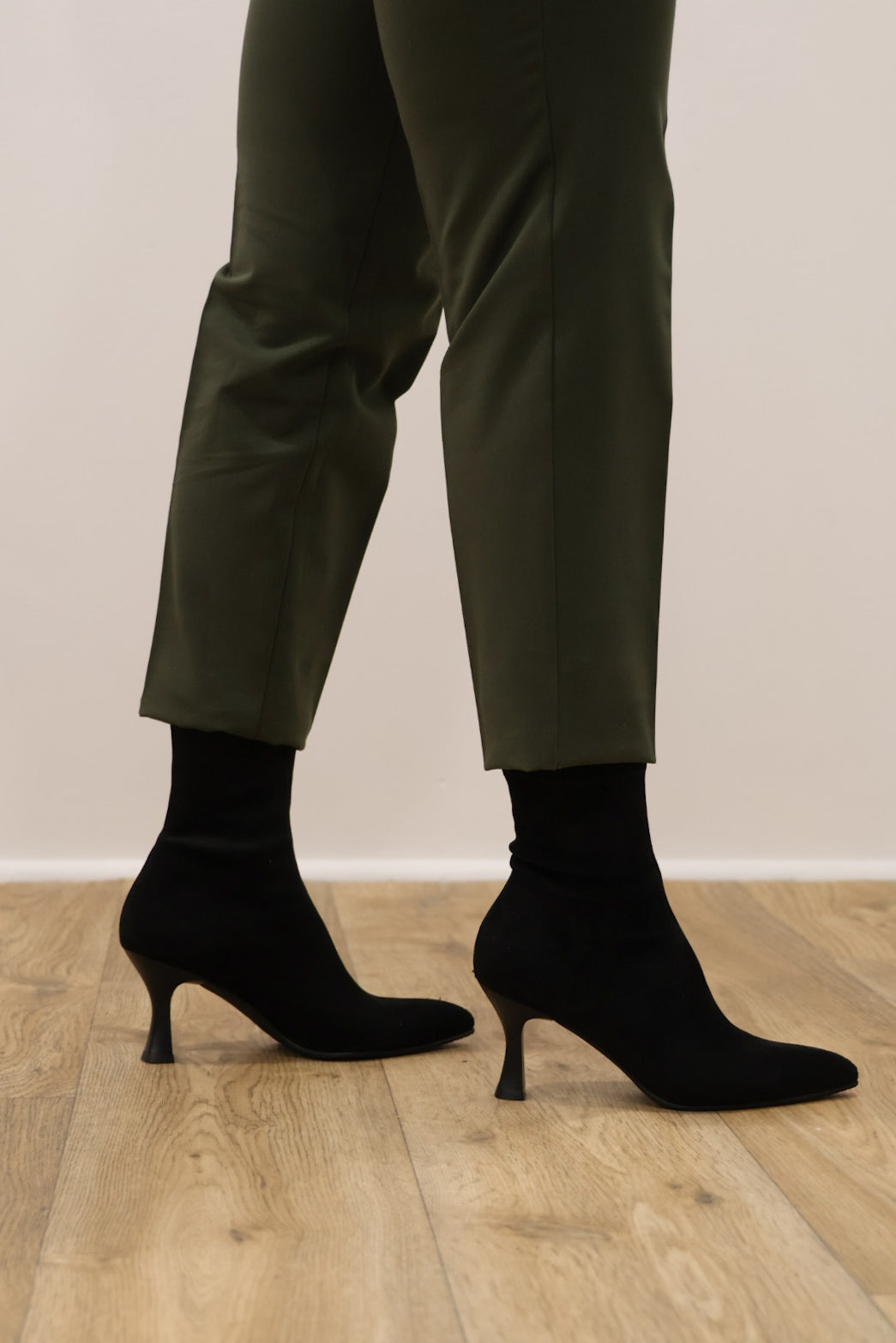 Miss Elastic - 78042 Black Suede Ankle Sock Boot