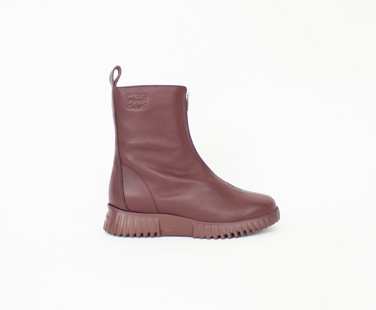 Wonders - A-4403 Burgundy Zip Boat