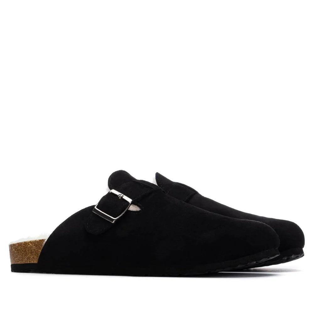 Xti - 143240 Black Fur Lined Clog