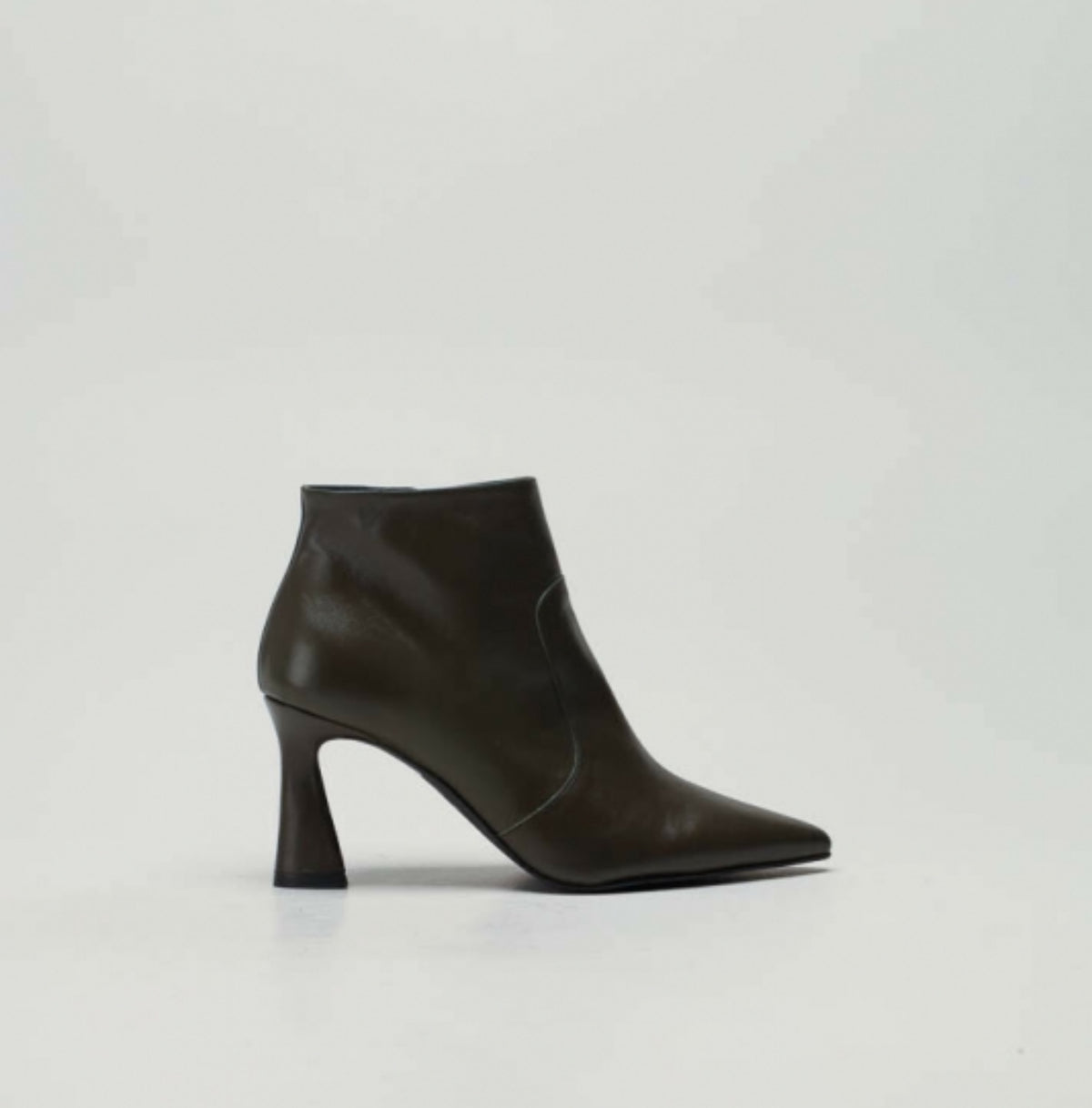 Lodi - Retis Black Leather Ankle Boot