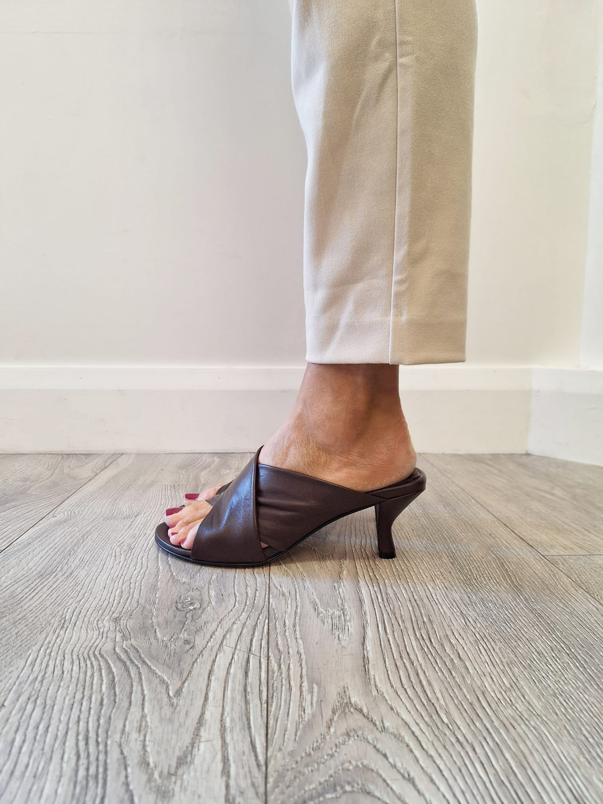 Pomme Dor - 6270 Brown Slide