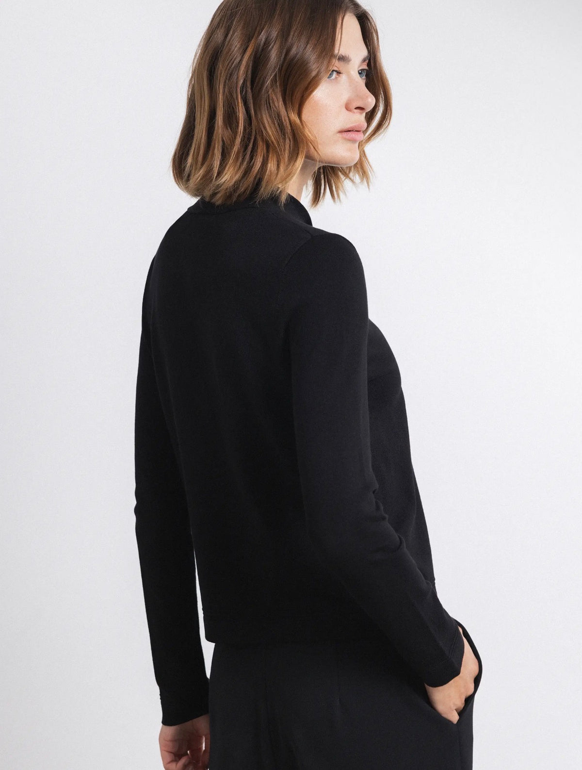 Anna - Black Bow Jumper